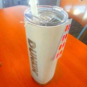 20oz Dunkin Donuts Vacuum Sealed Tumbler